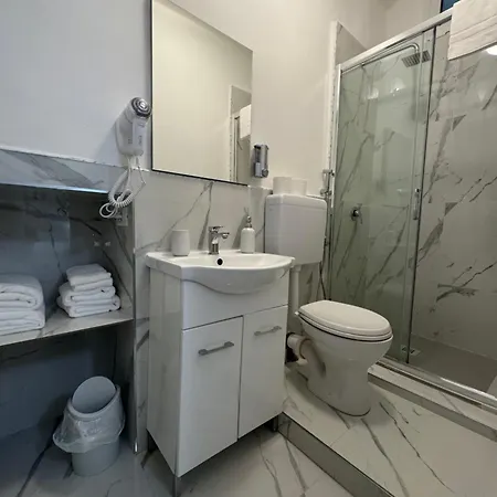 Paola Vendégház Varazze