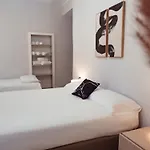 Πανσιόν Paola 3*