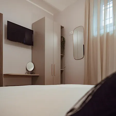 Paola Guest house Varazze