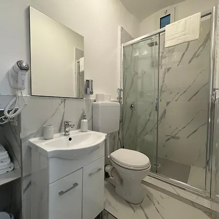 Paola Guest house Varazze